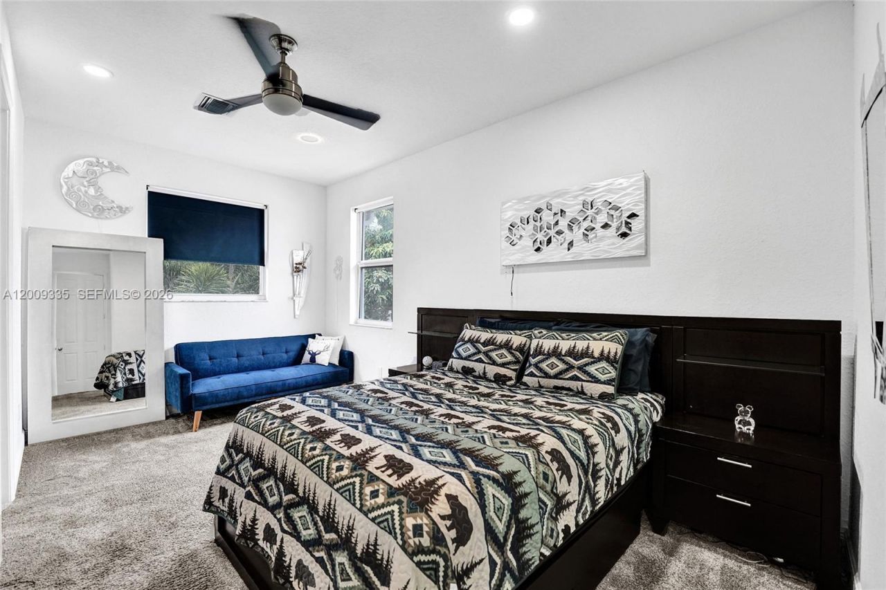 1118 NE 1st Ave , Fort Lauderdale, FL 33304 Photo