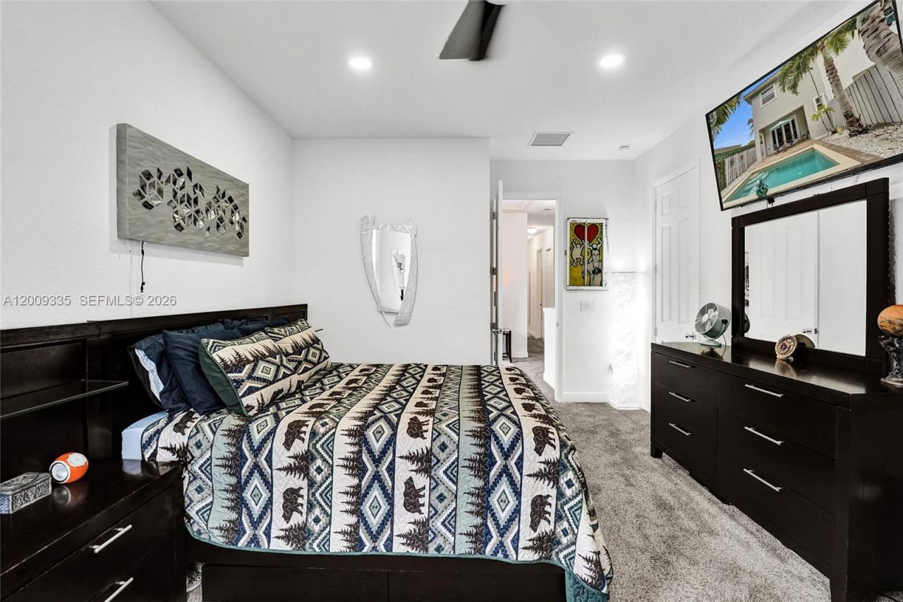 1118 NE 1st Ave , Fort Lauderdale, FL 33304 Photo