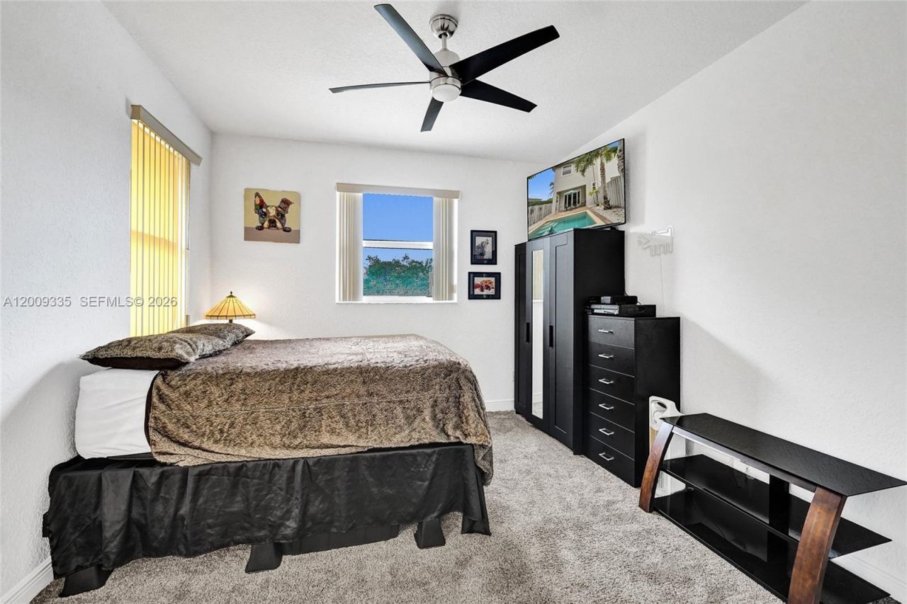 1118 NE 1st Ave , Fort Lauderdale, FL 33304 Photo