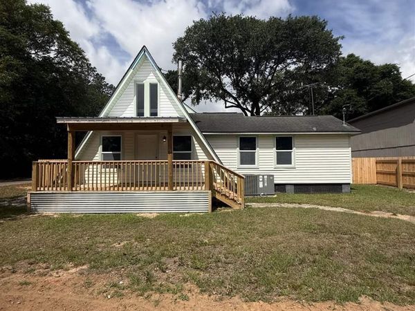 4469 Arcadia St, Milton, FL 32583