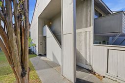 605 Waterwood Drive photo 4