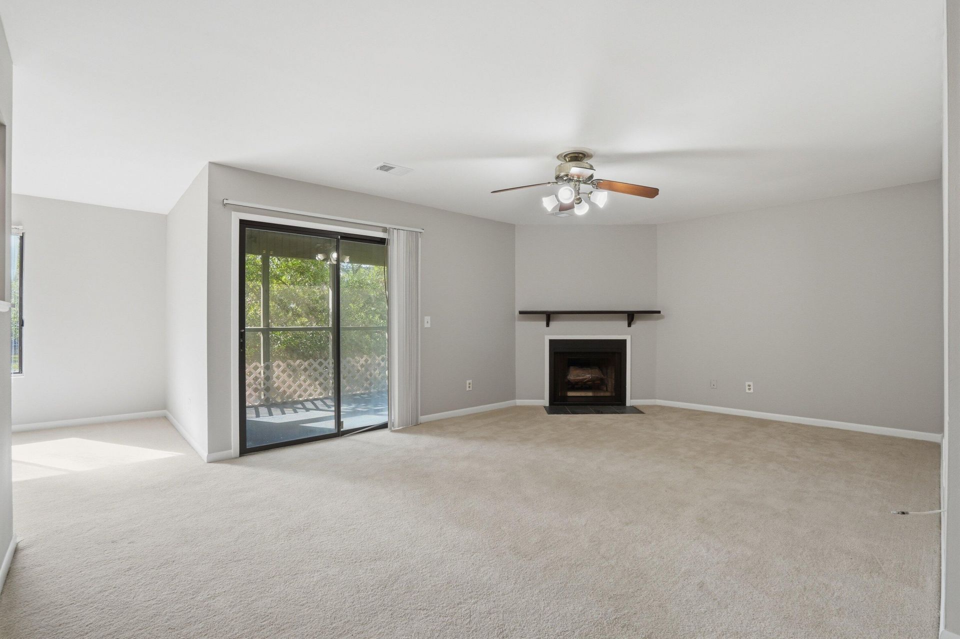 605 Waterwood Drive Photo 7