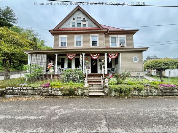 207 Russel Avenue, Other, WV 26175