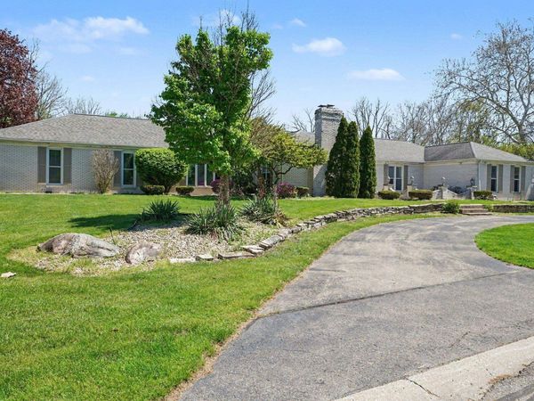 1704 Brookwood Drive, Elkhart, IN 46514