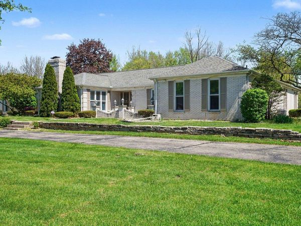 1704 Brookwood Drive, Elkhart, IN 46514