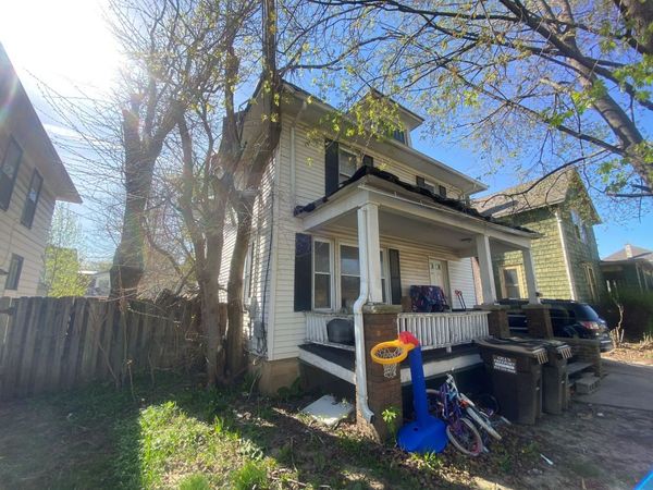 1216 S Rotzler Avenue , Freeport, IL 61032