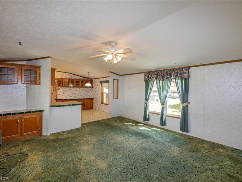 9 Overland Drive, Olmsted Township, OH 44138 Photo 14