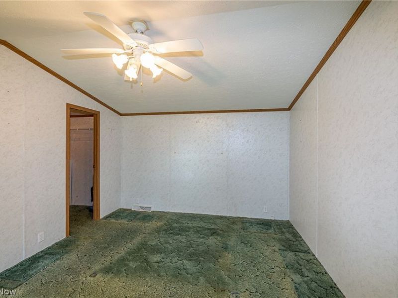 9 Overland Drive, Olmsted Township, OH 44138 Photo 22