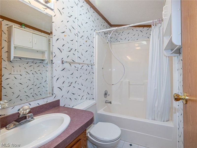 9 Overland Drive, Olmsted Township, OH 44138 Photo 5