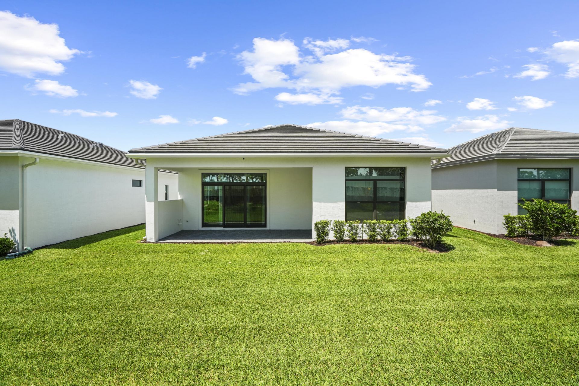 2752 SE Ashfield Drive, Port Saint Lucie, FL 34984 Photo
