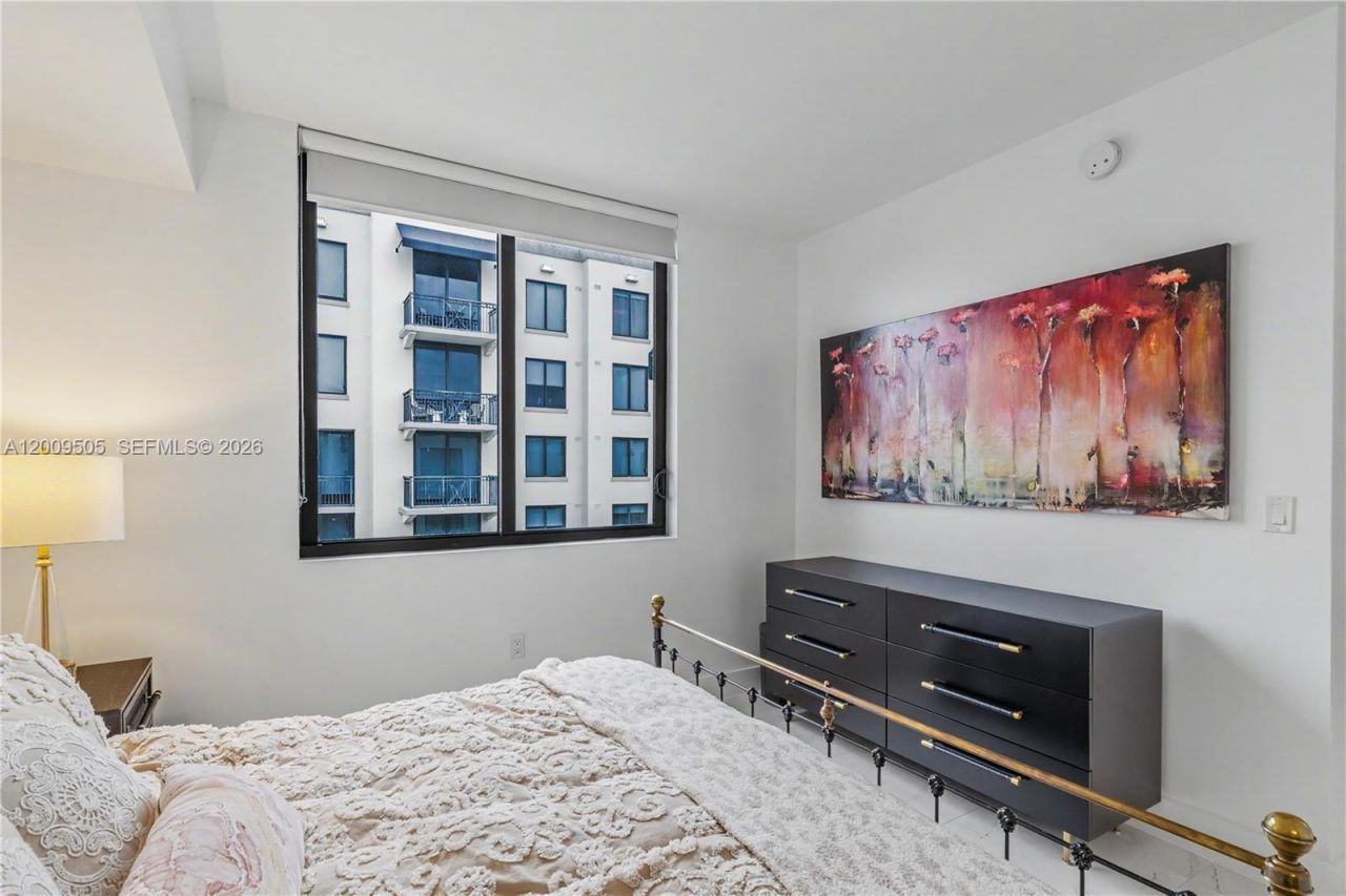 301 Altara Ave, Unit 822, Coral Gables, FL 33146 Photo