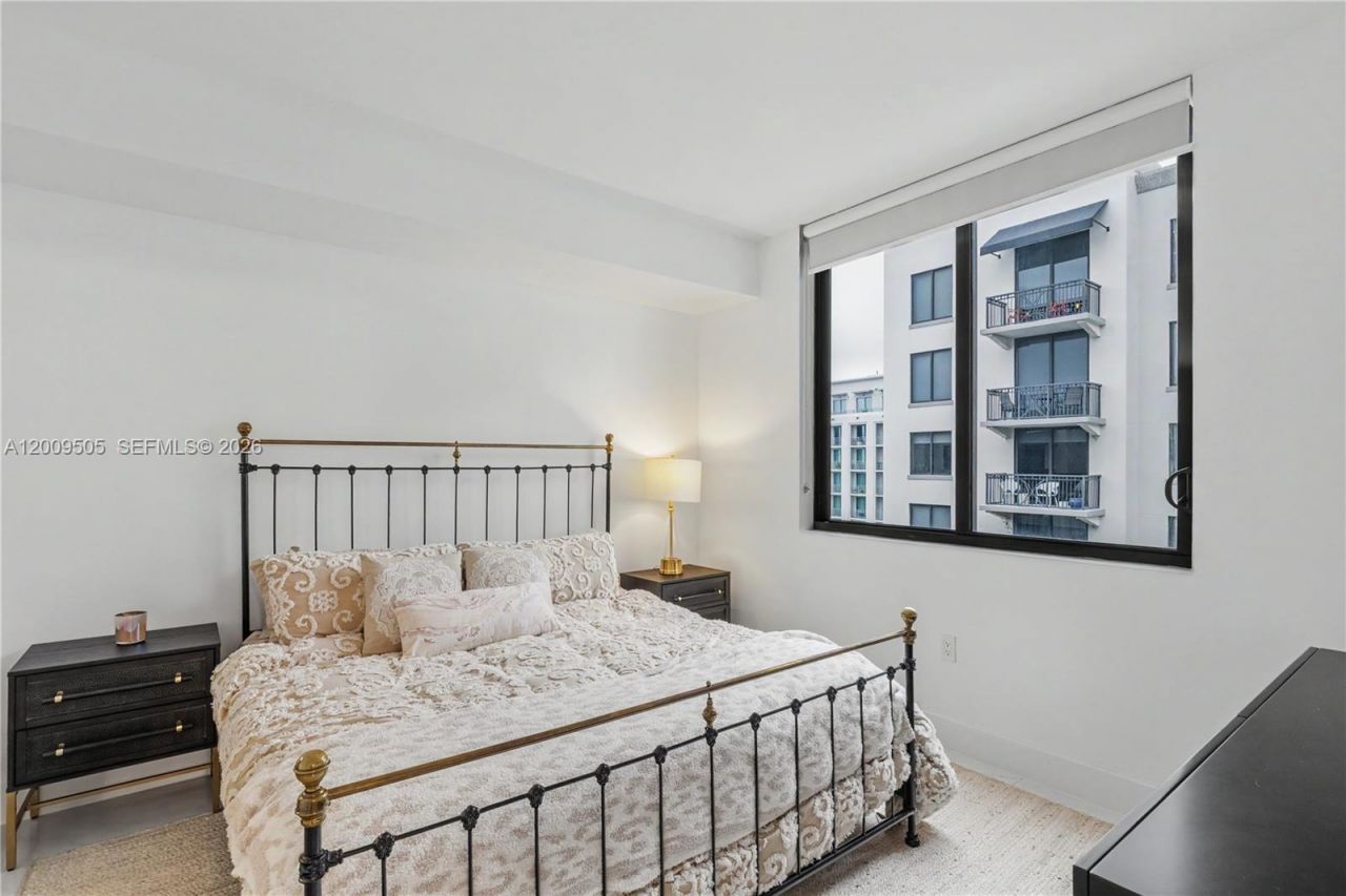 301 Altara Ave , Unit 822, Coral Gables, FL 33146 Photo