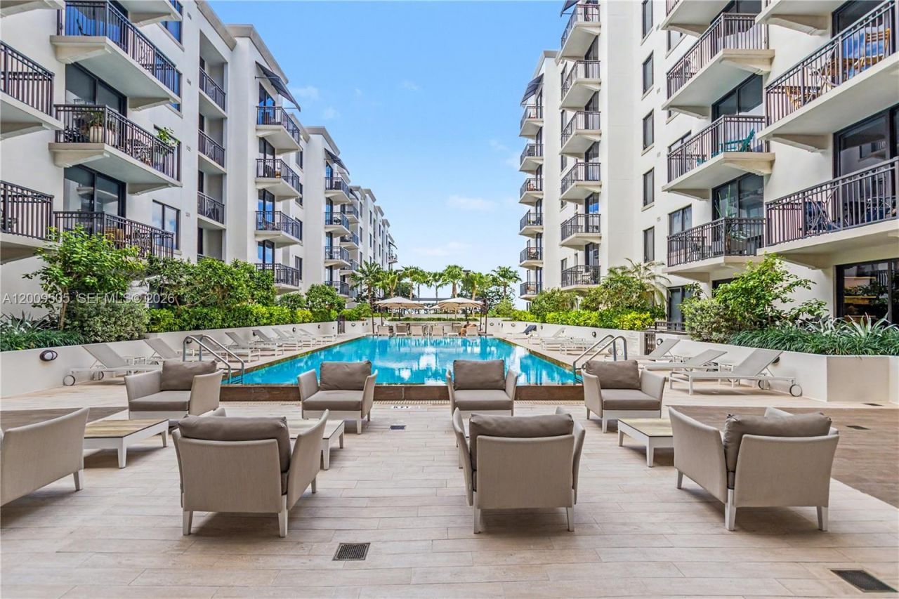 301 Altara Ave , Unit 822, Coral Gables, FL 33146 Photo