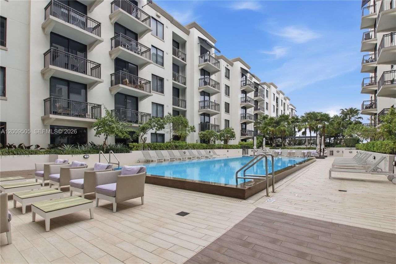 301 Altara Ave, Unit 822, Coral Gables, FL 33146 Photo