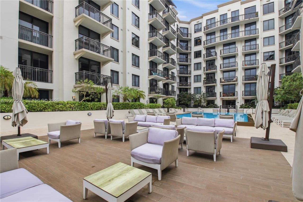 301 Altara Ave, Unit 822, Coral Gables, FL 33146 Photo