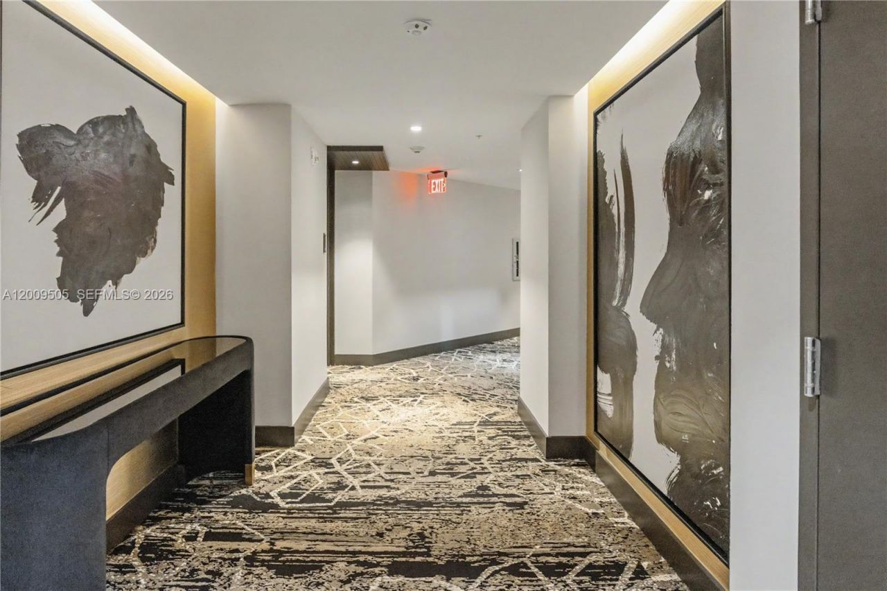 301 Altara Ave , Unit 822, Coral Gables, FL 33146 Photo