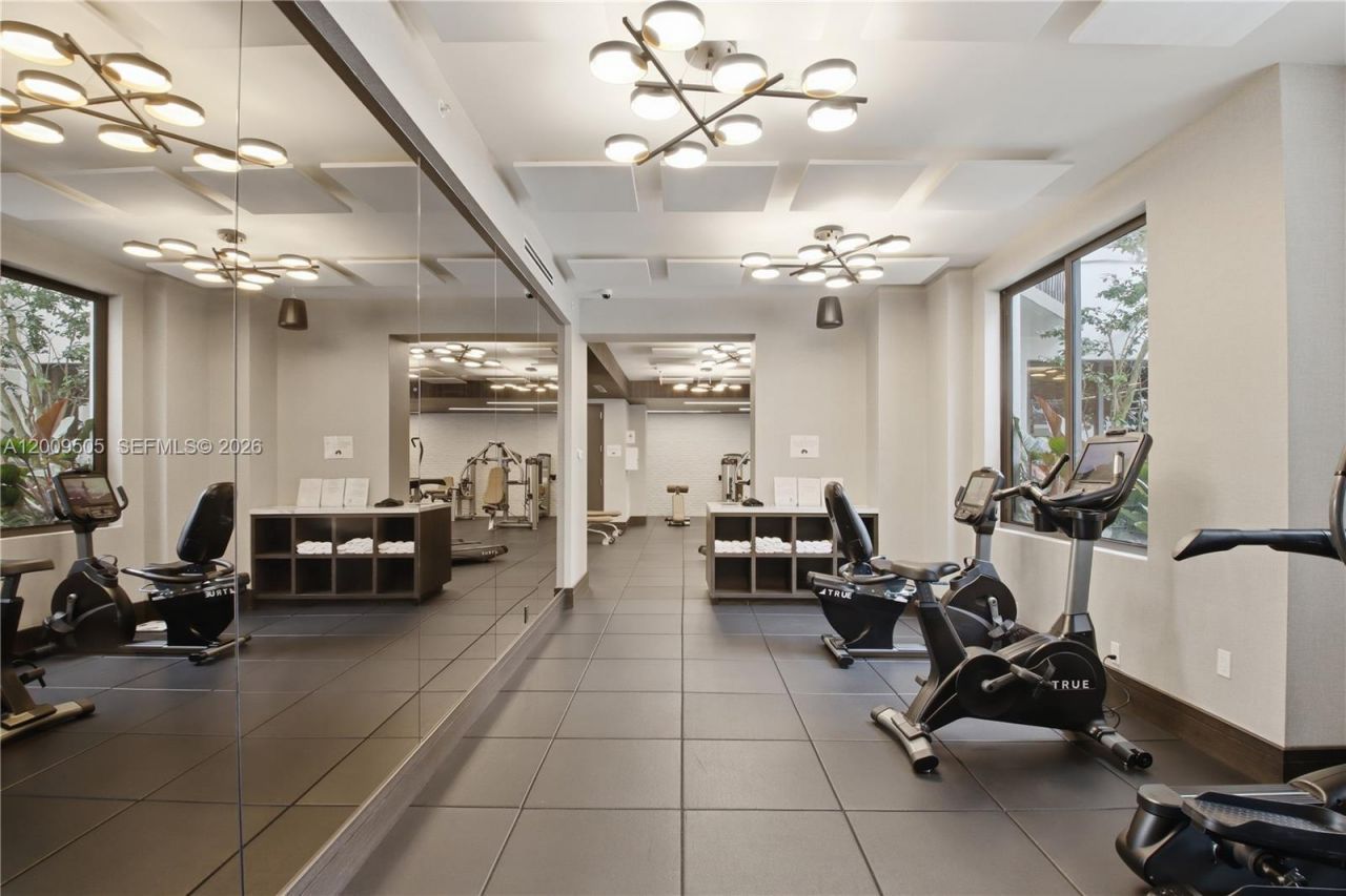 301 Altara Ave, Unit 822, Coral Gables, FL 33146 Photo