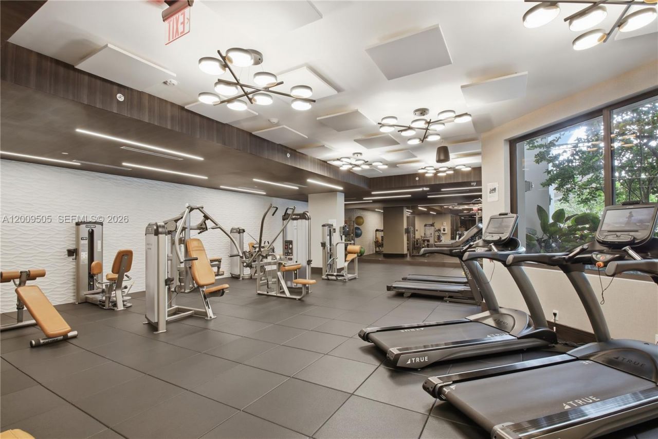 301 Altara Ave, Unit 822, Coral Gables, FL 33146 Photo