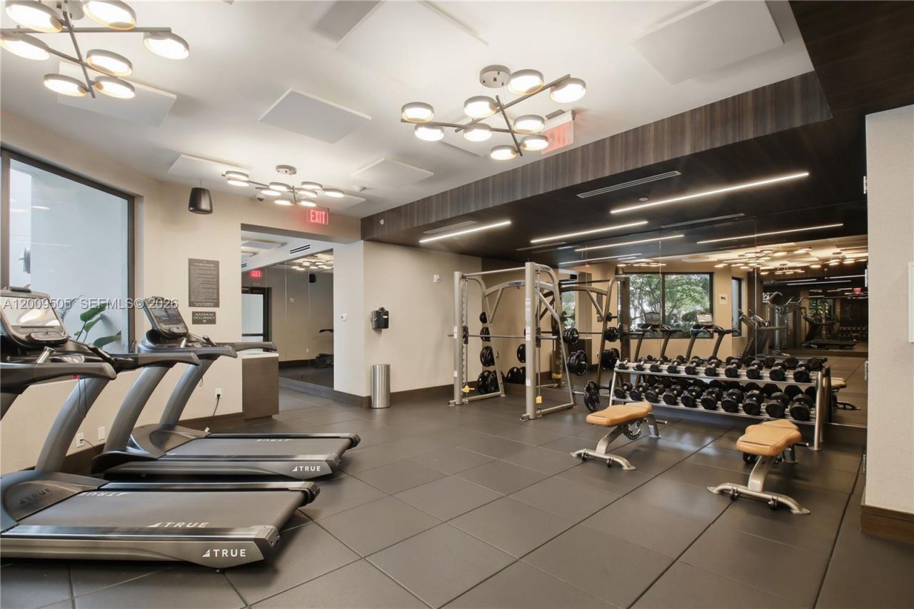 301 Altara Ave, Unit 822, Coral Gables, FL 33146 Photo