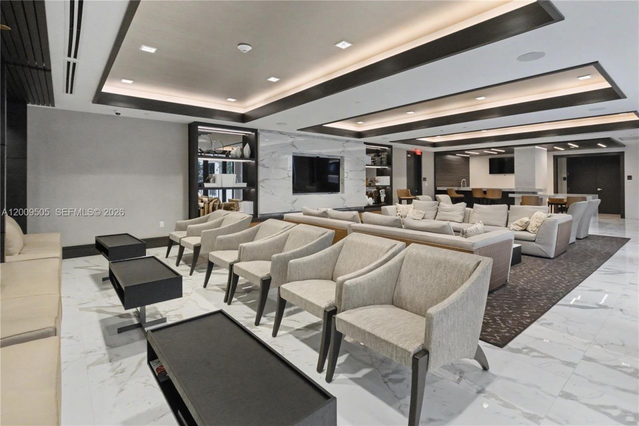 301 Altara Ave, Unit 822, Coral Gables, FL 33146 Photo