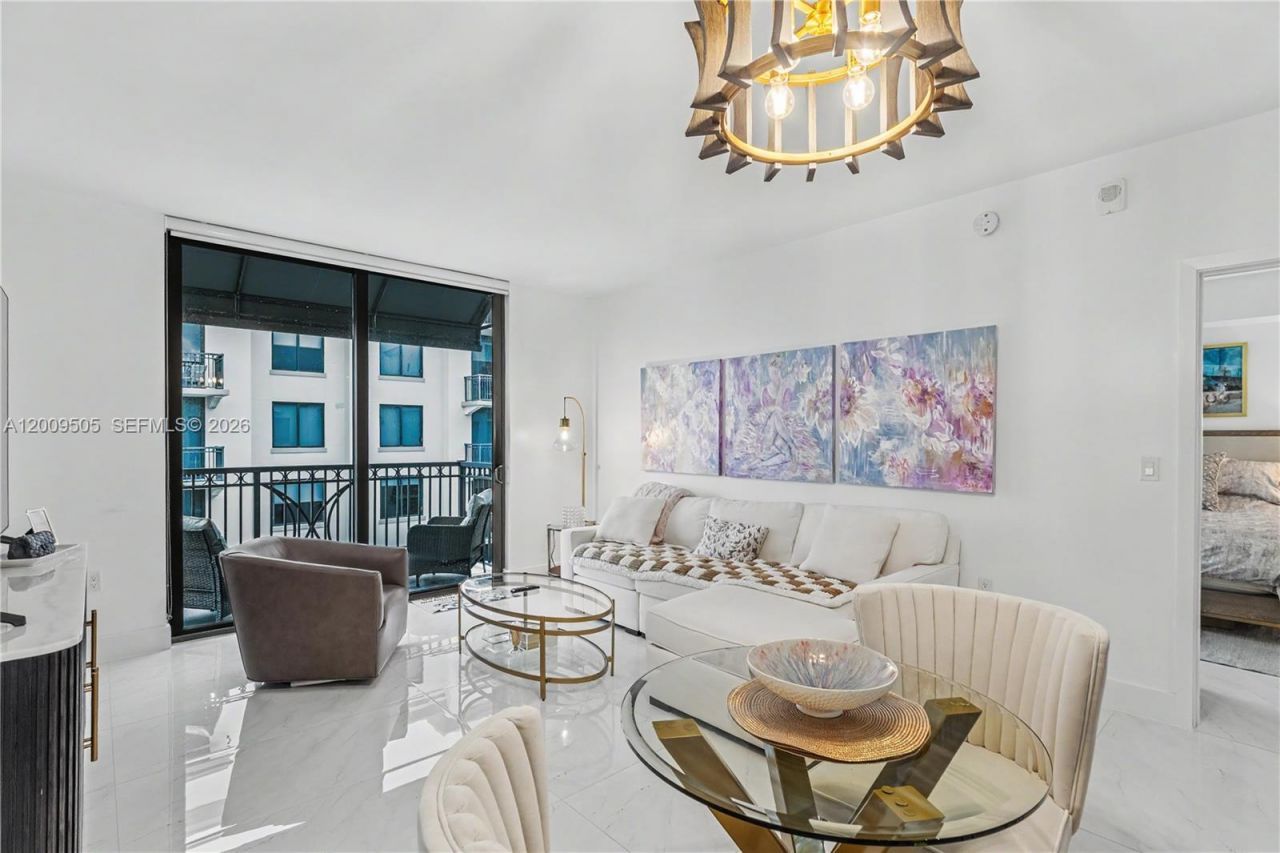 301 Altara Ave, Unit 822, Coral Gables, FL 33146 Photo