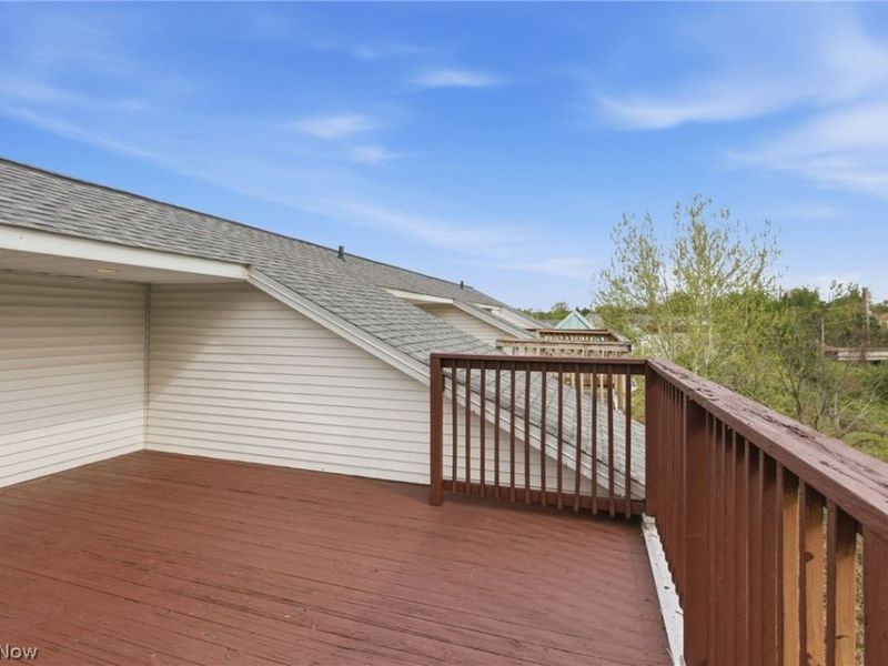 17583 Wildwood Lane, Cleveland, OH 44119 Photo 24