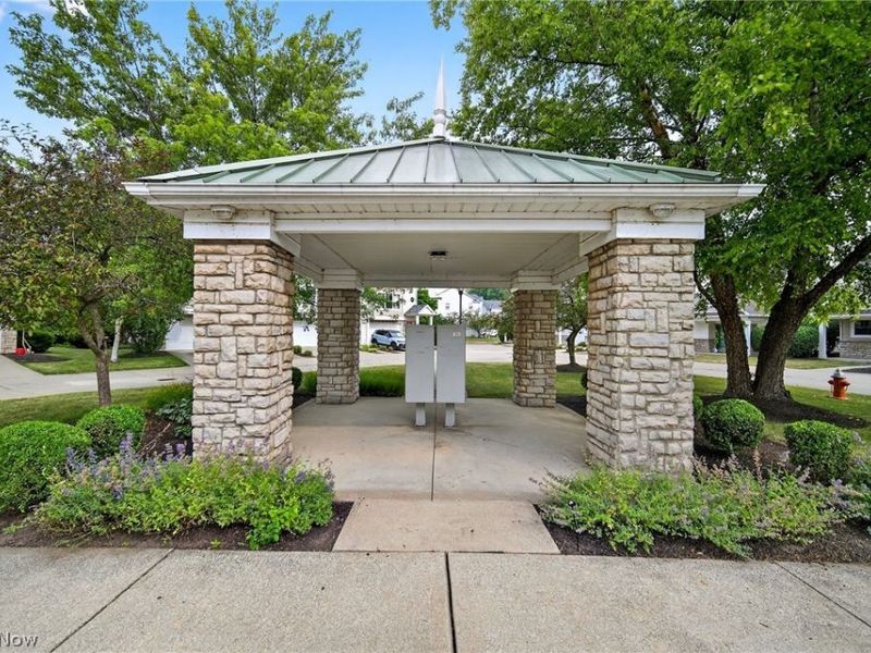 17583 Wildwood Lane, Cleveland, OH 44119 Photo 26