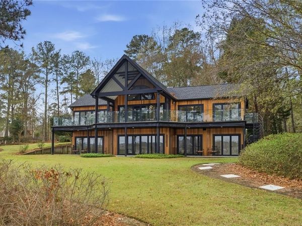 90 Bradford Drive , Eatonton, GA 31024