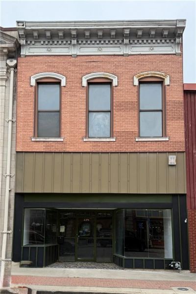 428 Delaware Street, Leavenworth, KS 66048 Main Photo