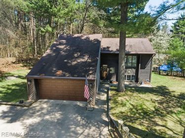 8707 White Fawn Street NE, Cannon Twp, MI 49341