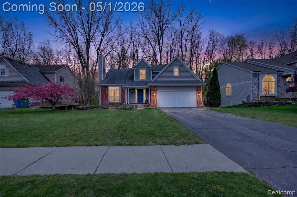 4450 Commerce Woods Drive, Commerce Township, MI 48382 Main Photo