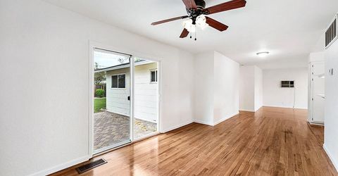 281 Devere Way, Sparks, NV 89431 Photo