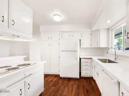 281 Devere Way, Sparks, NV 89431 Photo