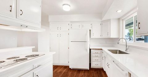 281 Devere Way, Sparks, NV 89431 Photo