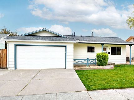 281 Devere Way, Sparks, NV 89431 Photo