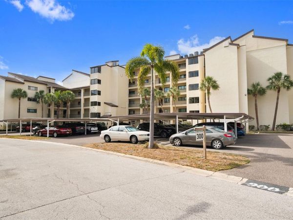 700 STARKEY ROAD, Unit 352, LARGO, FL 33771
