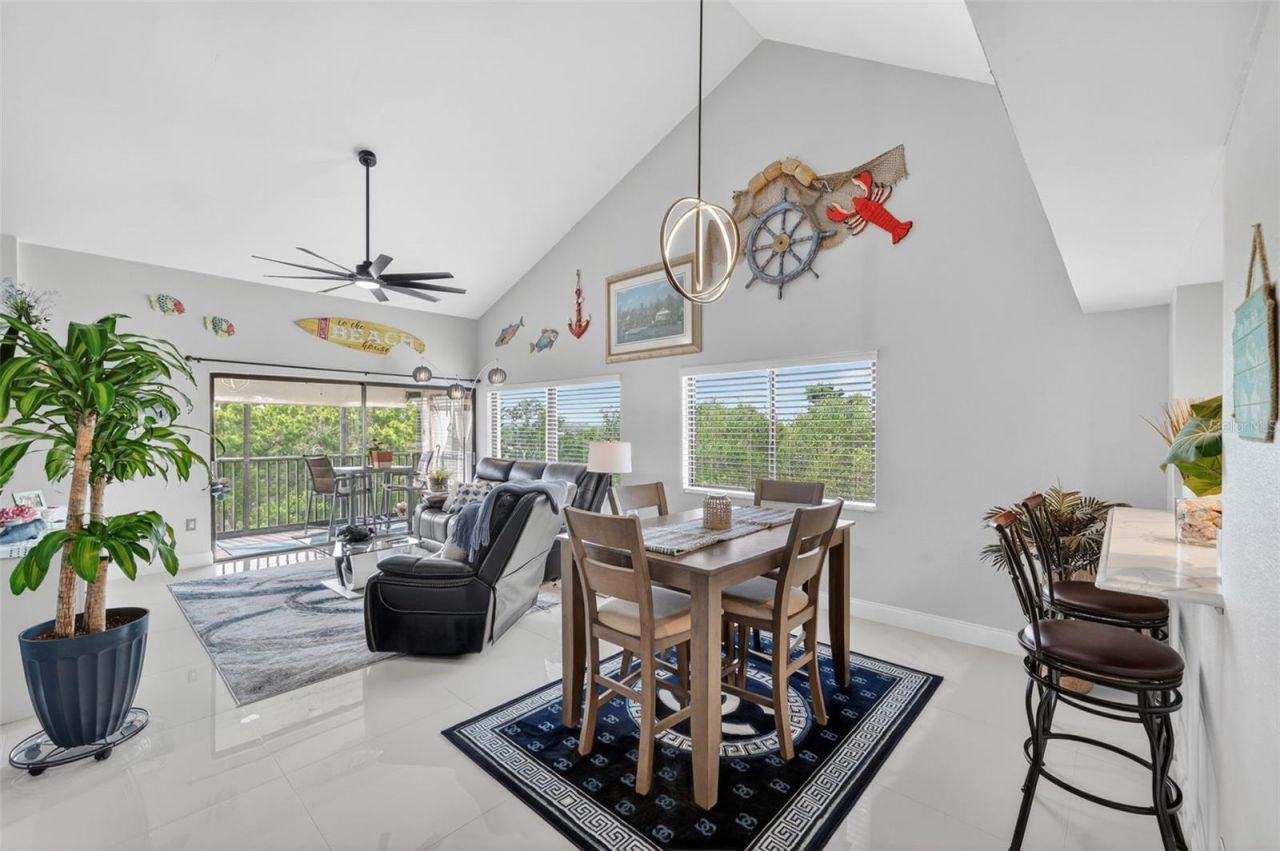 700 Starkey Road, Unit 352, Largo, FL 33771 Photo