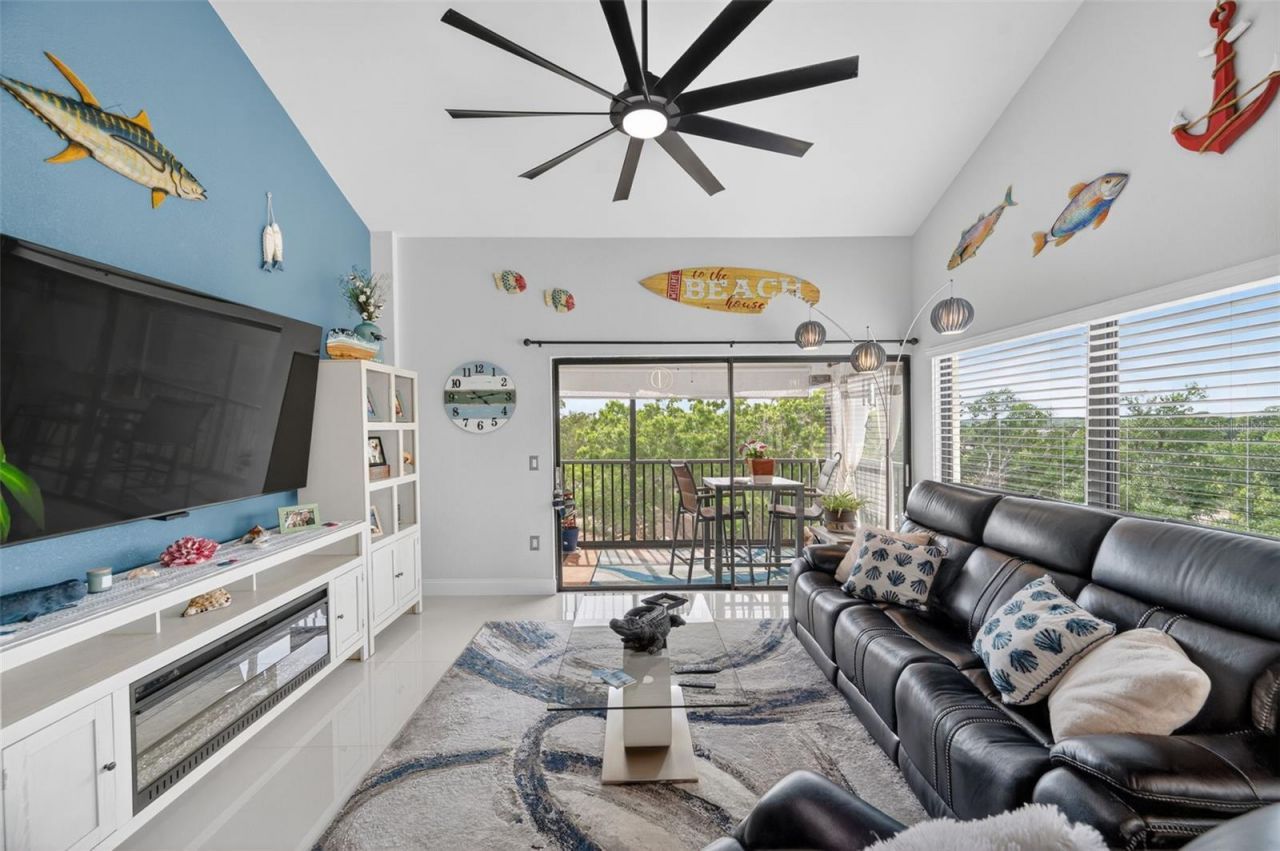 700 Starkey Road, Unit 352, Largo, FL 33771 Photo