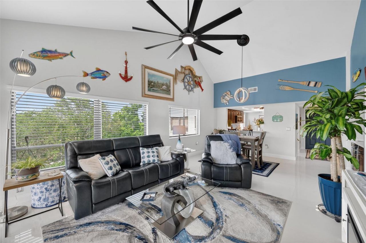 700 Starkey Road, Unit 352, Largo, FL 33771 Photo