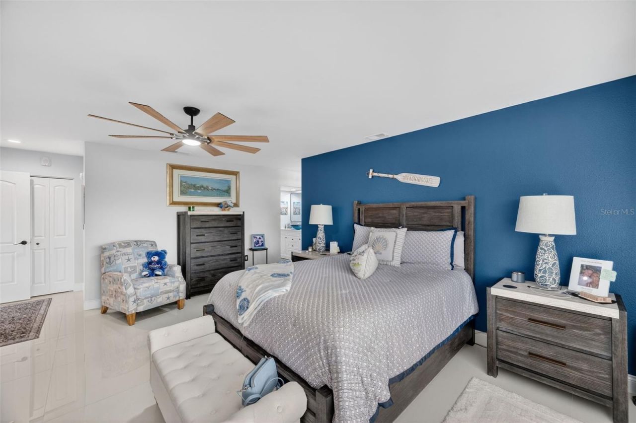 700 Starkey Road, Unit 352, Largo, FL 33771 Photo