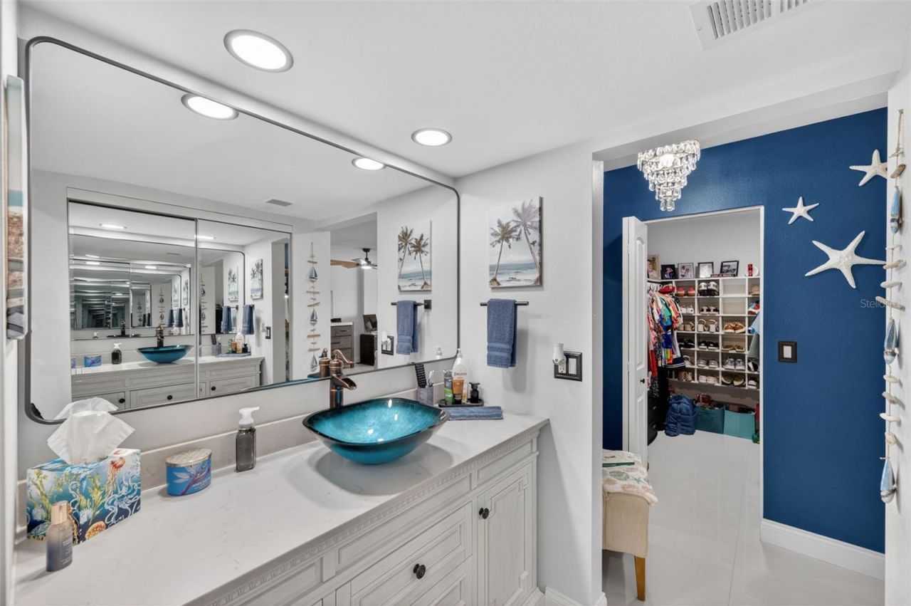 700 Starkey Road, Unit 352, Largo, FL 33771 Photo