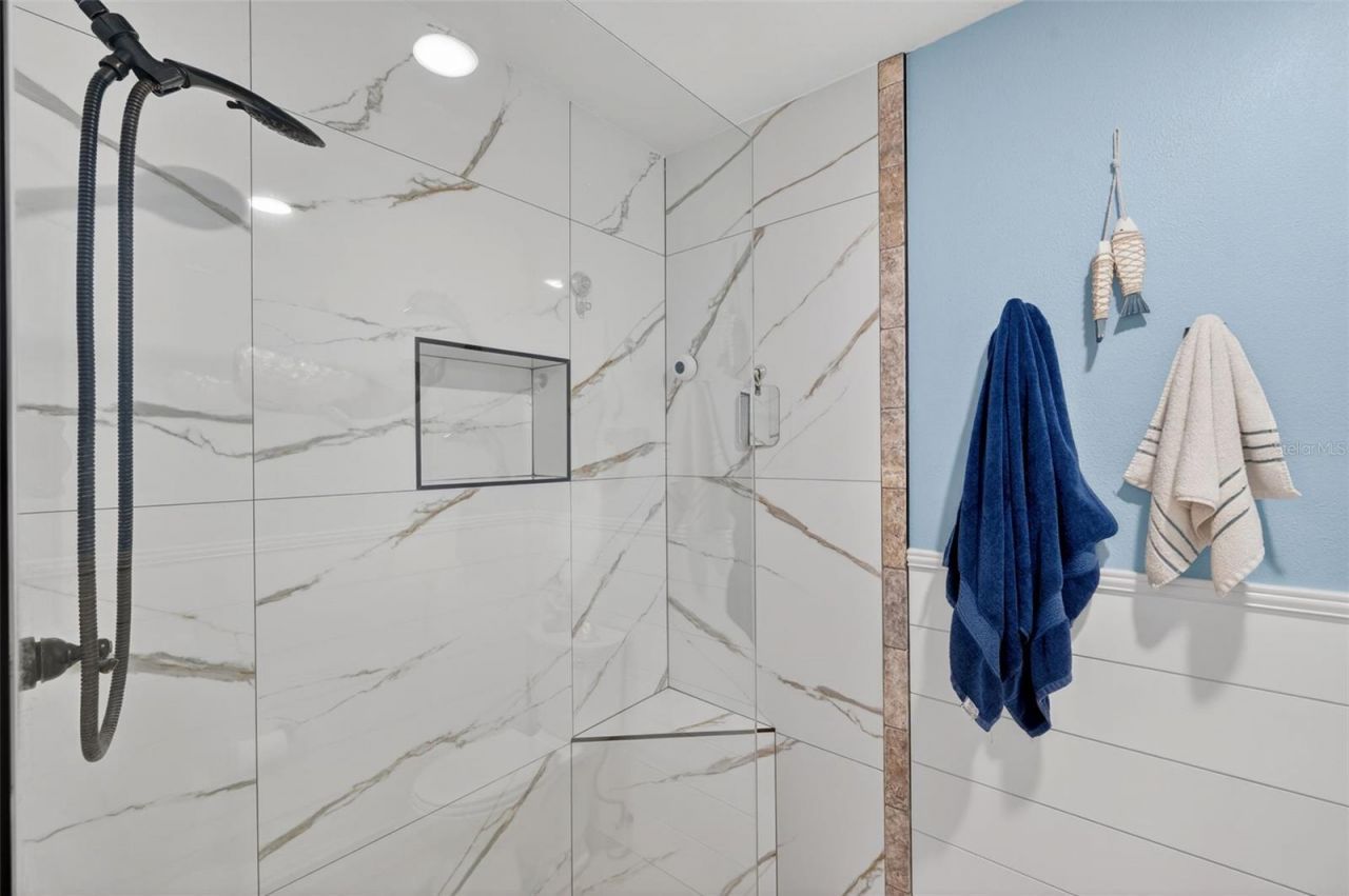 700 Starkey Road, Unit 352, Largo, FL 33771 Photo