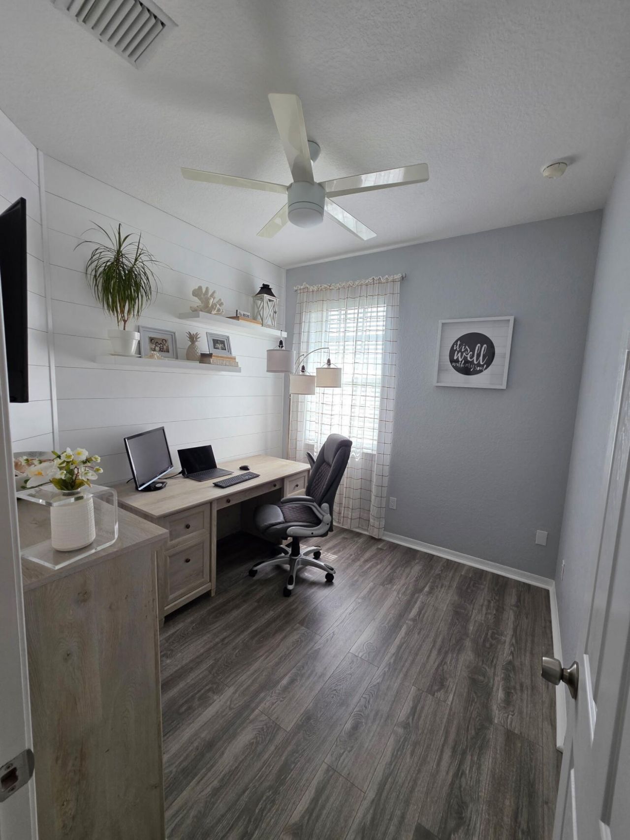 1560 SE Hampshire Way, Unit 204, Stuart, FL 34994 Photo