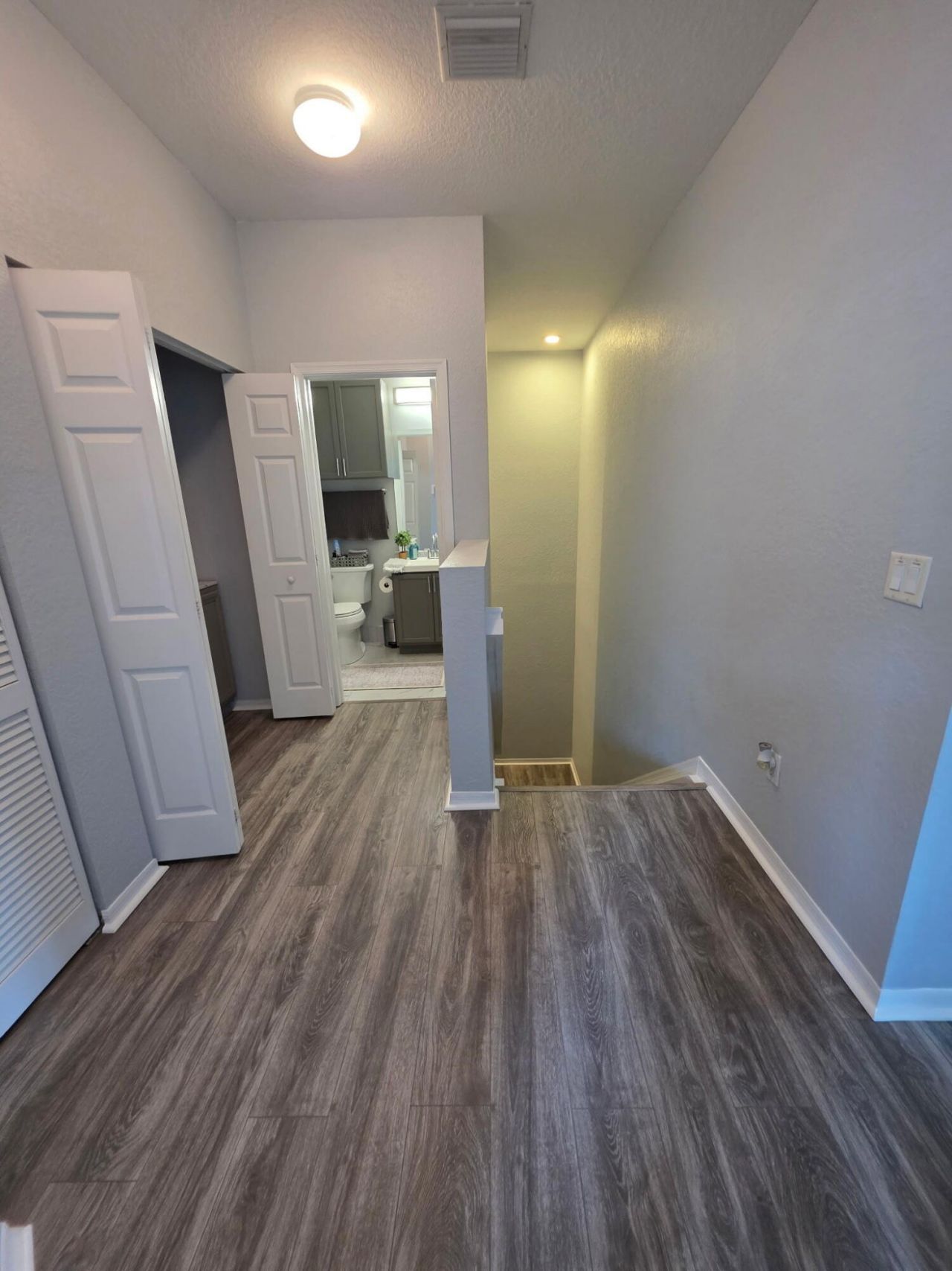 1560 SE Hampshire Way, Unit 204, Stuart, FL 34994 Photo