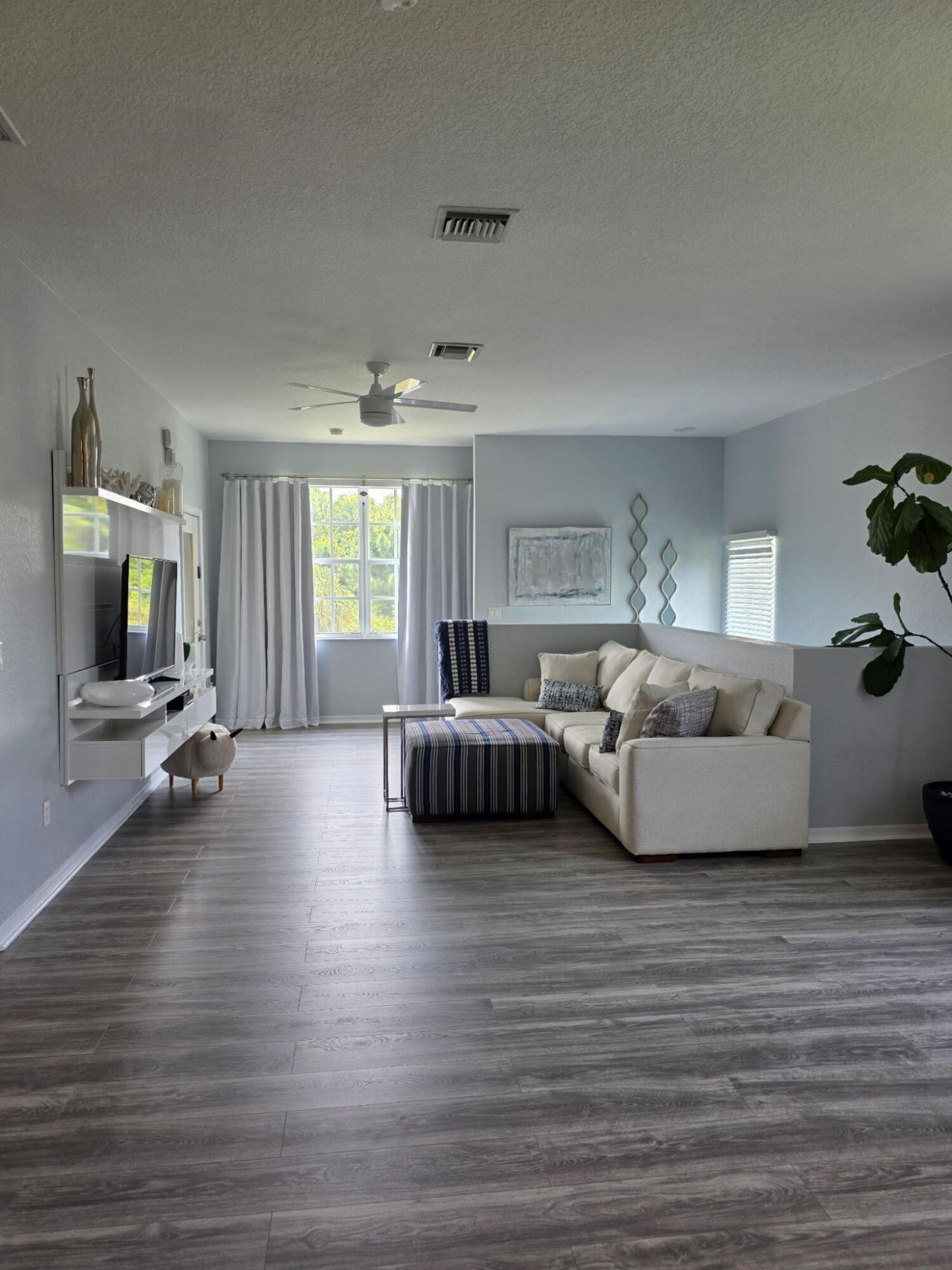 1560 SE Hampshire Way, Unit 204, Stuart, FL 34994 Photo