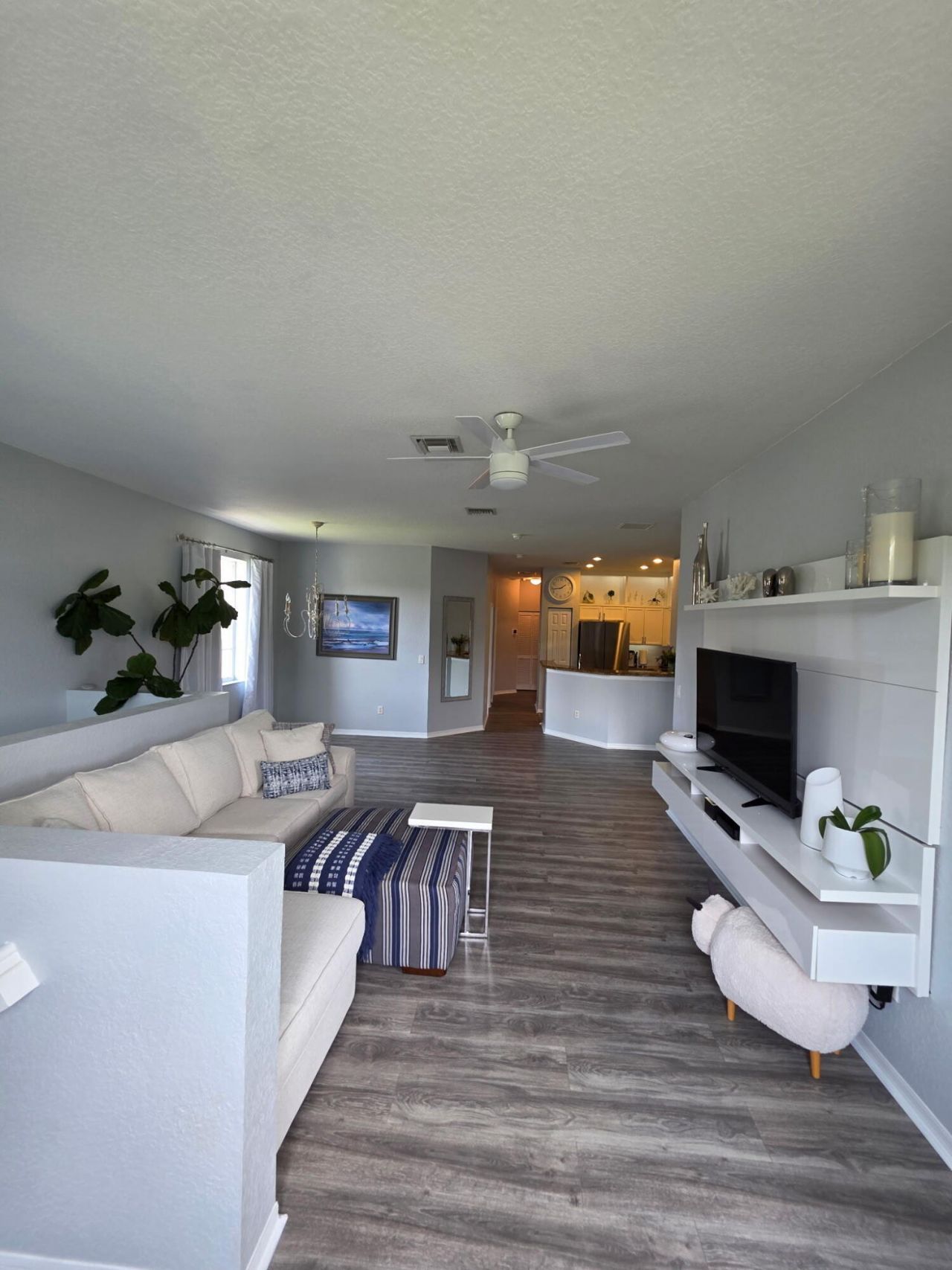 1560 SE Hampshire Way, Unit 204, Stuart, FL 34994 Photo