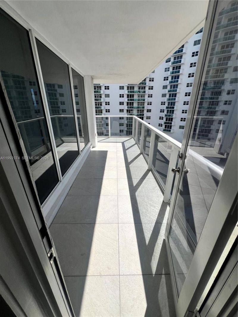 2751 S Ocean Dr , Unit 508S, Hollywood, FL 33019 Photo