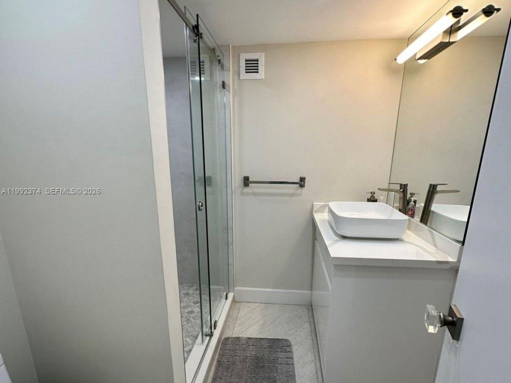 2751 S Ocean Dr , Unit 508S, Hollywood, FL 33019 Photo
