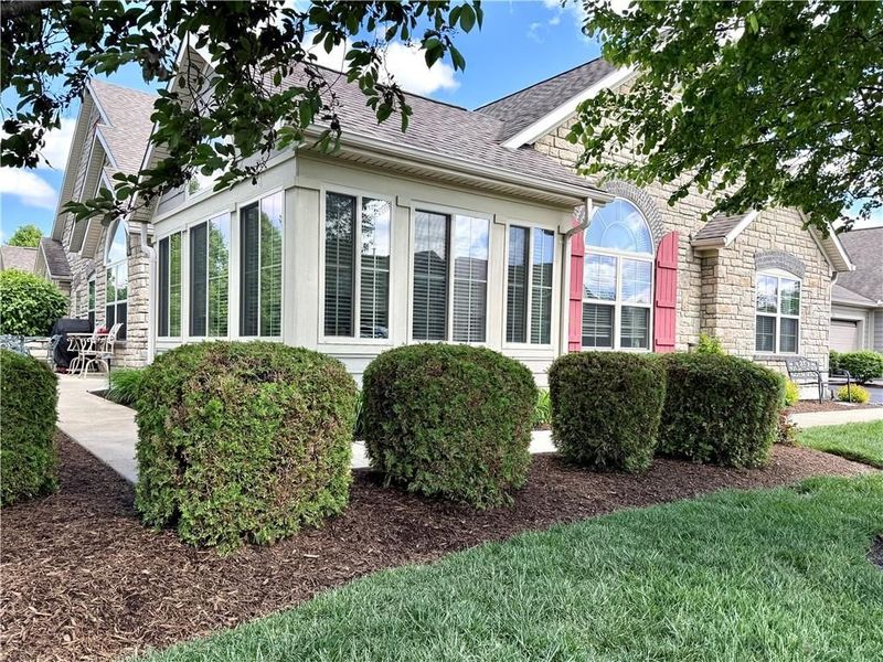 141 Scarborough Village Drive, Washington Township, OH 45458 Photo 2