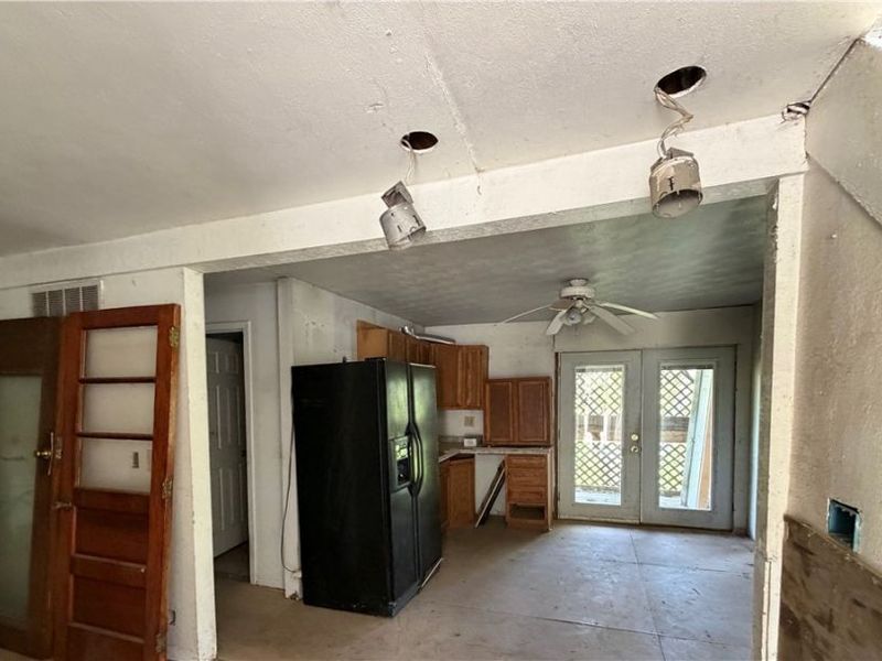 1124 Cisler Drive, Marietta, OH 45750 Photo 9